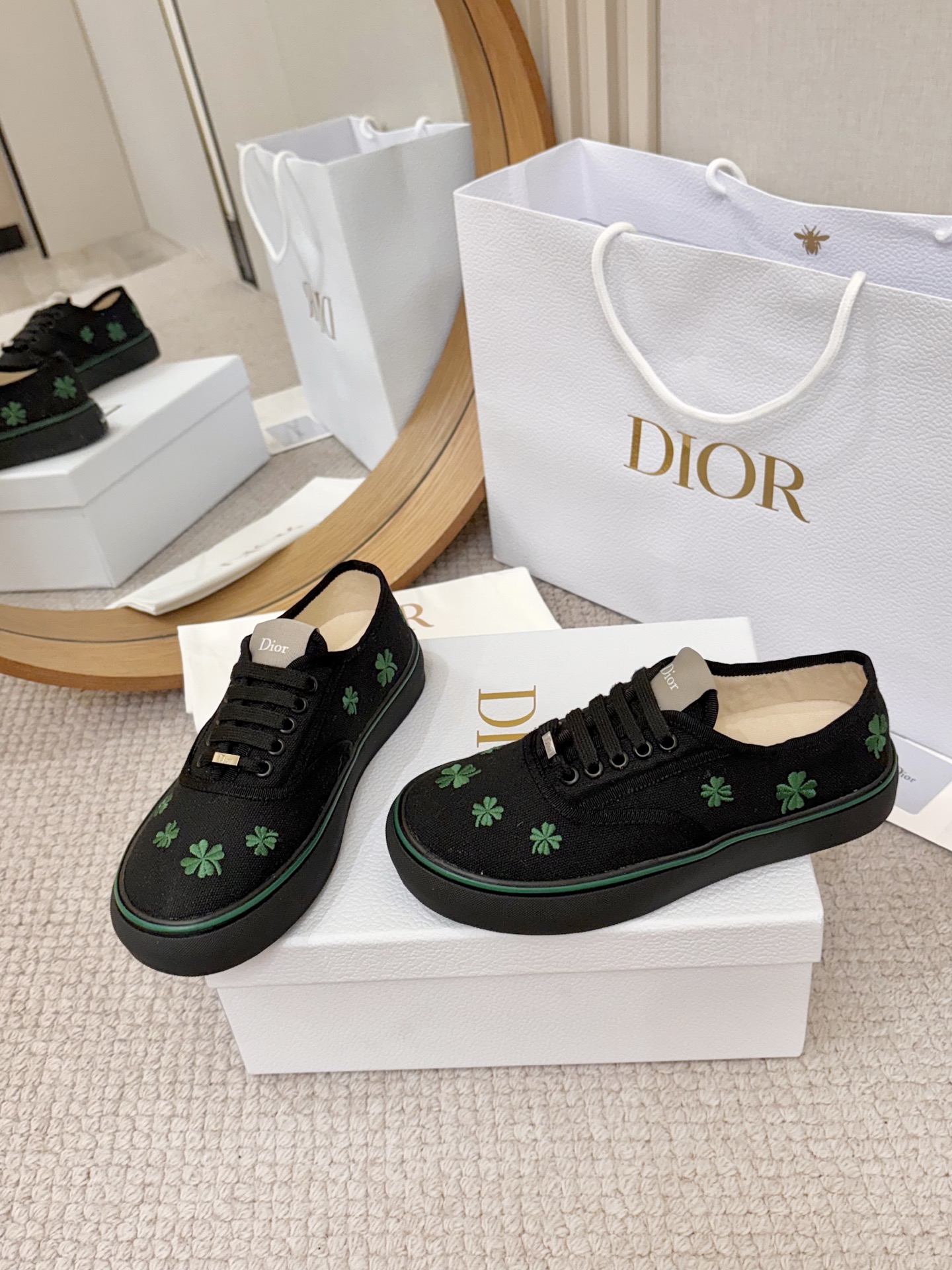 Women's high heels